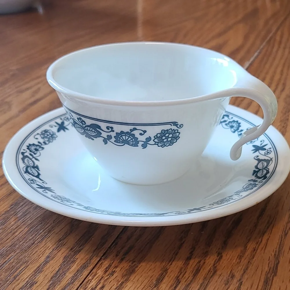 Corelle cup & saucer